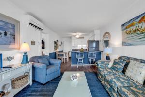 2 BR Ocean Forest Villa Steps Away From Pristine Sandy Beaches