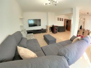 Sintra T3 duplex w magnificent views and balcony in Tapada das Mercês