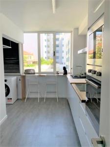 Madeira, 3 bedroom apartment with ocean views in Funchal
