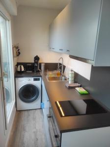 Studio avec terrasse proche des transports.