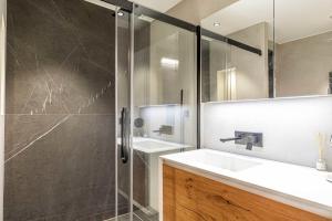 Superb One bedroom flat and terrace - Cannes center