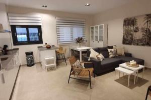 Estupendo Piso Nuevo en Playa Victoria