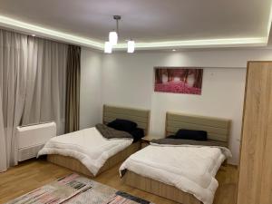 شارع لبنان - المهندسين - القاهرة مصر