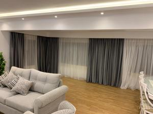 شارع لبنان - المهندسين - القاهرة مصر