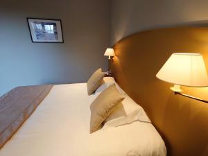 Hotels Hotel Le Continental : photos des chambres