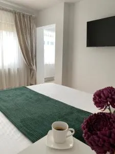 Virginia's Studio - Mavrodolu