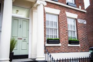 Liverpool Georgian Town House Catharine St