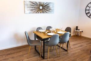 Große COZY 4-Zi-Whg mit Balkon Nähe Europa Park und Rulantica