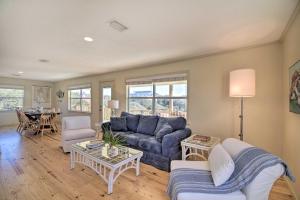 Gulf Shores Rental with Large Porch - Walk to Beach