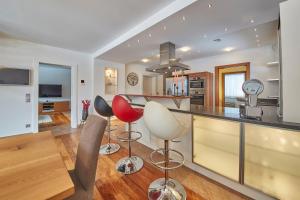 Marys Holiday Penthouse