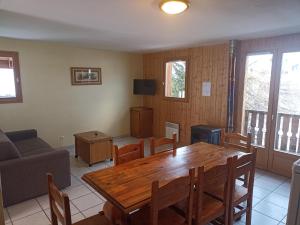 Appartements travelski home classic - Les Chalets de la Fontaine du Roi 3 : Chalet 3 Chambres