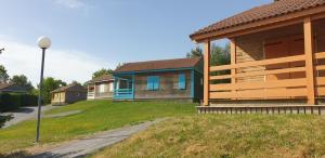 Motels Les Chalets de la MARGERIDE : photos des chambres