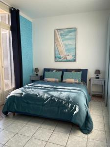 Appartements Menton centre Vue imprenable sur mer et jardin Bioves : photos des chambres