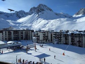 Appartement ski aux pieds, 2 pièces, 4-5 couchages, balcon sud, Tignes - FR-1-449-174