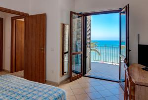 Appartamento Monolocale con Vista Mare