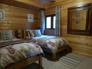 Cairnhill Lodge - Award-Winning Luxury Highland Retreat