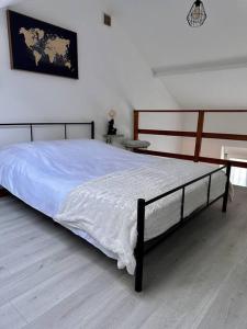 Appartements T1 bis - mezzanine - 5 min Gare : photos des chambres