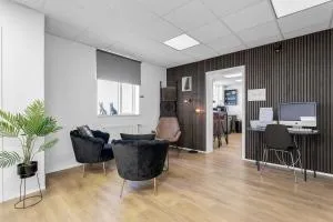 Bank Guesthouse by KEF Airport - Hafnir