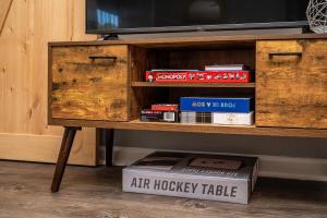 World Cup 4BR 15 Min Mercedes-Benz Fire Pit