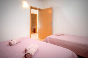 Seaside house for families with children Cove Kruseva, Hvar - 12459