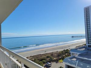 904 South Hampton condo