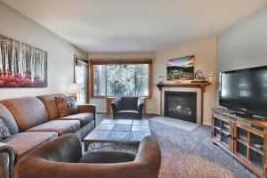 SNOW FLOWER 010 condo