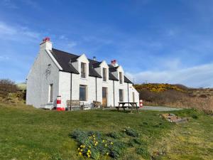 Red Chimneys Cottage