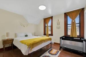 Golden Gem in Heart of East Rock Quiet 3BR Near DT and Yale