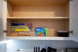 4Br King Beds Steps to Beach and 2nd Pier Apartment A