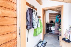 Chalet Hinter Dem Rot Stei