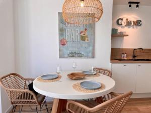 Pierside B, cosy en zeezicht dichtbij Brugge