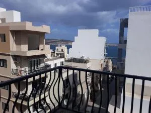 Corner view apartment - Bugibba