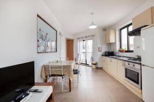 Corner view apartment