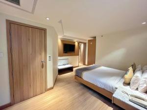 The Orion Plaza - Nehru Place