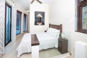 Bella Luna Beach Condo #227487