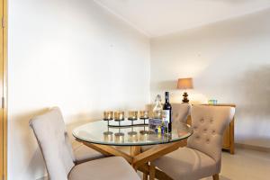 Ocean Breeze Apartment