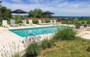 Maisons de vacances Amazing Home In Monfaucon With Wifi, Outdoor Swimming Pool And Swimming Pool : photos des chambres