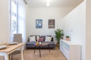 Golden ApartmentsSobB