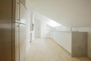 Unique 5 Bedroom Flat w Exposed Beams in Copenhagen