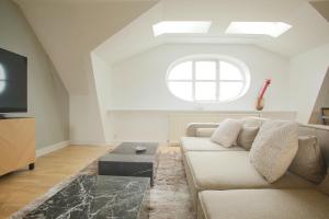 Unique 5 Bedroom Apartment w Exposed Beams in Copenhagen