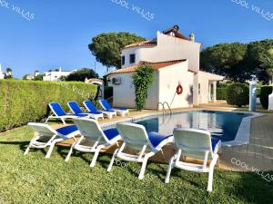 Villa Lilac - walking distance to beach