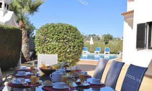 Villa Lilac - walking distance to beach