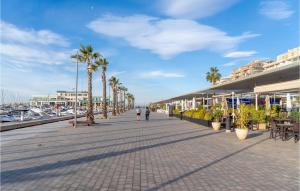 Beautiful Apartment In Santa Pola