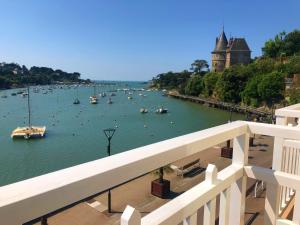 Hotels Hotel Beau Soleil : Chambre Double Standard avec Vue sur le Port