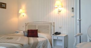 Hotels Hotel De France : photos des chambres