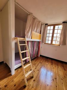 Auberges de jeunesse Gite de la Porte Saint Jacques: a hostel for pilgrims : photos des chambres