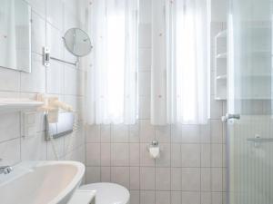 Apartment in Sellin with sea beach