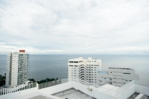 Edificio Reserva del Mar, apartamentos 1618, 1614 y 1714