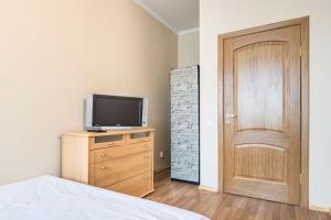 Old Town Apartment Next to Saint Peters Church