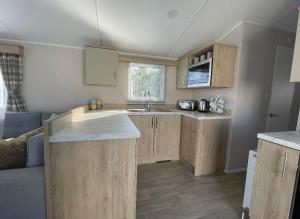 Newperran 102 - 2 Bedroom Country & Valley View Caravan